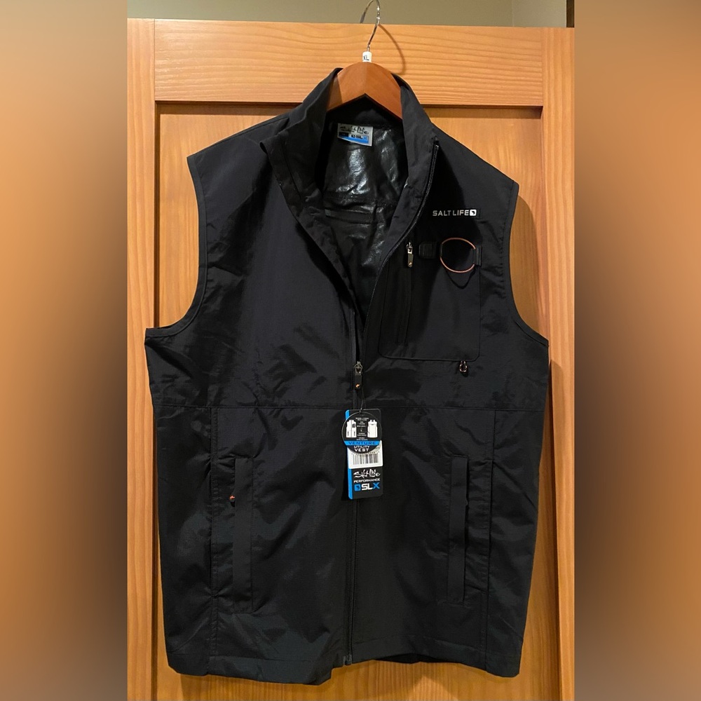 Salt Life Men’s Venture Utility Vest Black NWT Size M